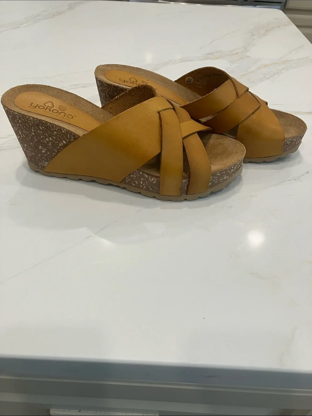 Yokono Made in Spain Women’s Mustard Leather Wedge Cork Heel Sandals Sz 29- EUC